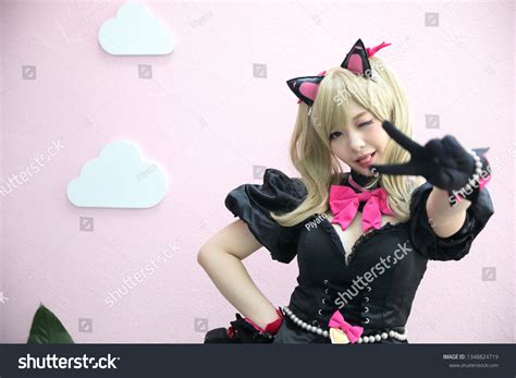 9,827 Asian Cosplay Stock Photos & High